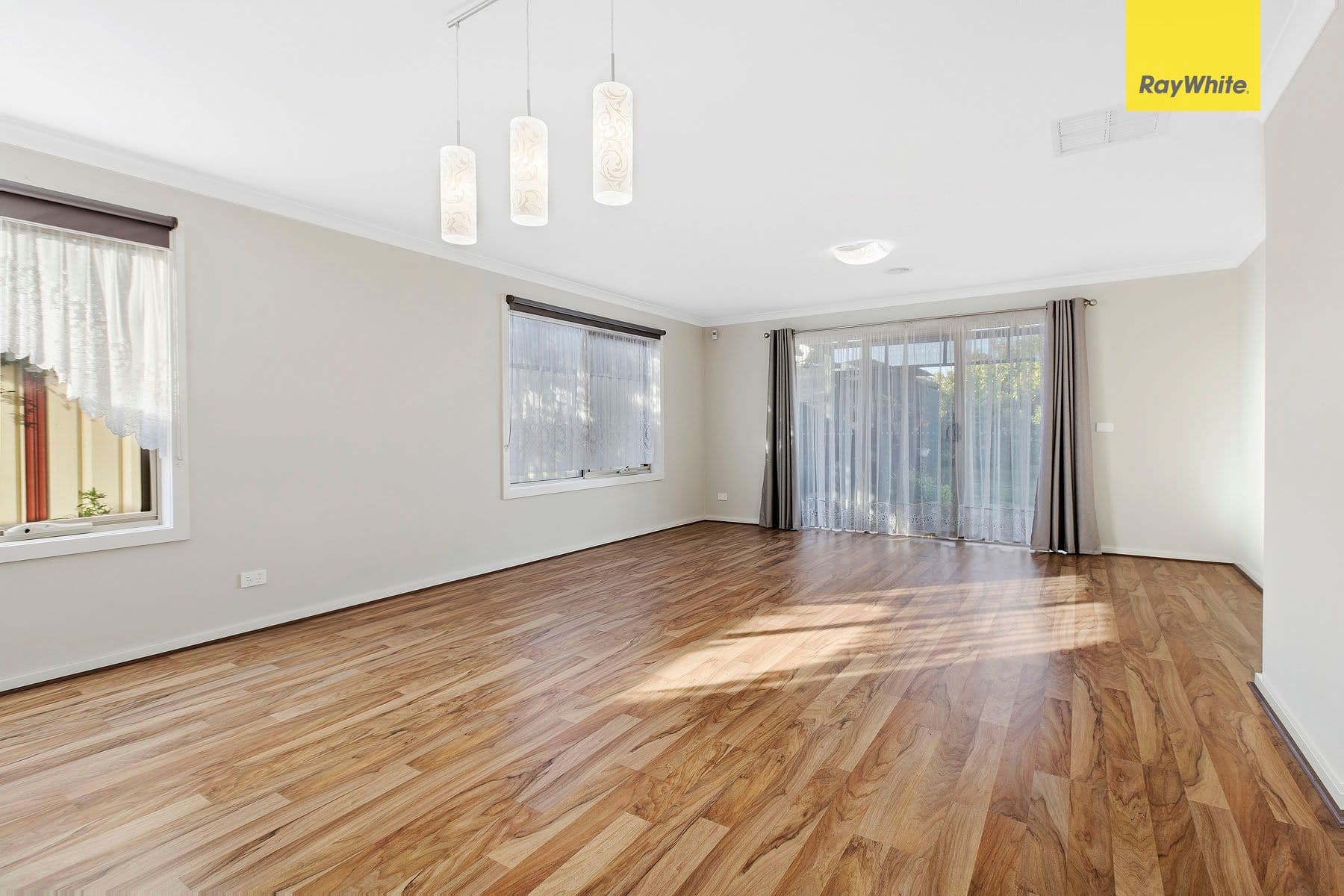 12 Collins Street, St Albans VIC 3021, St Albans - Thumbnail 3