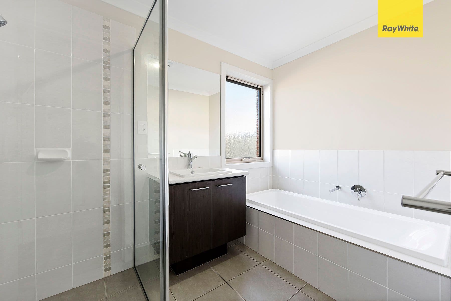 12 Collins Street, St Albans VIC 3021, St Albans - Thumbnail 4