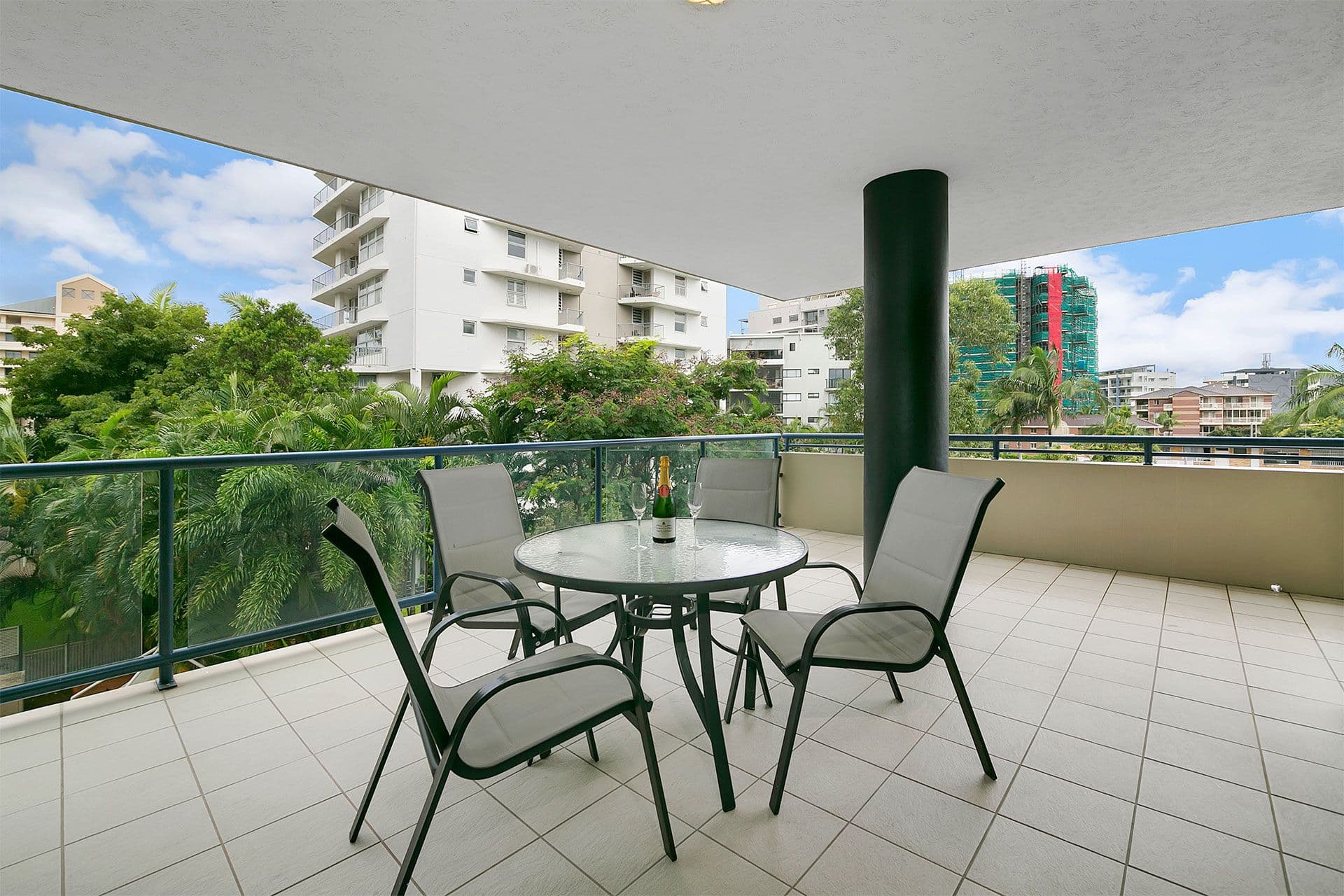 19 Thorn Street, Kangaroo Point QLD 4169, Kangaroo Point - Thumbnail 2