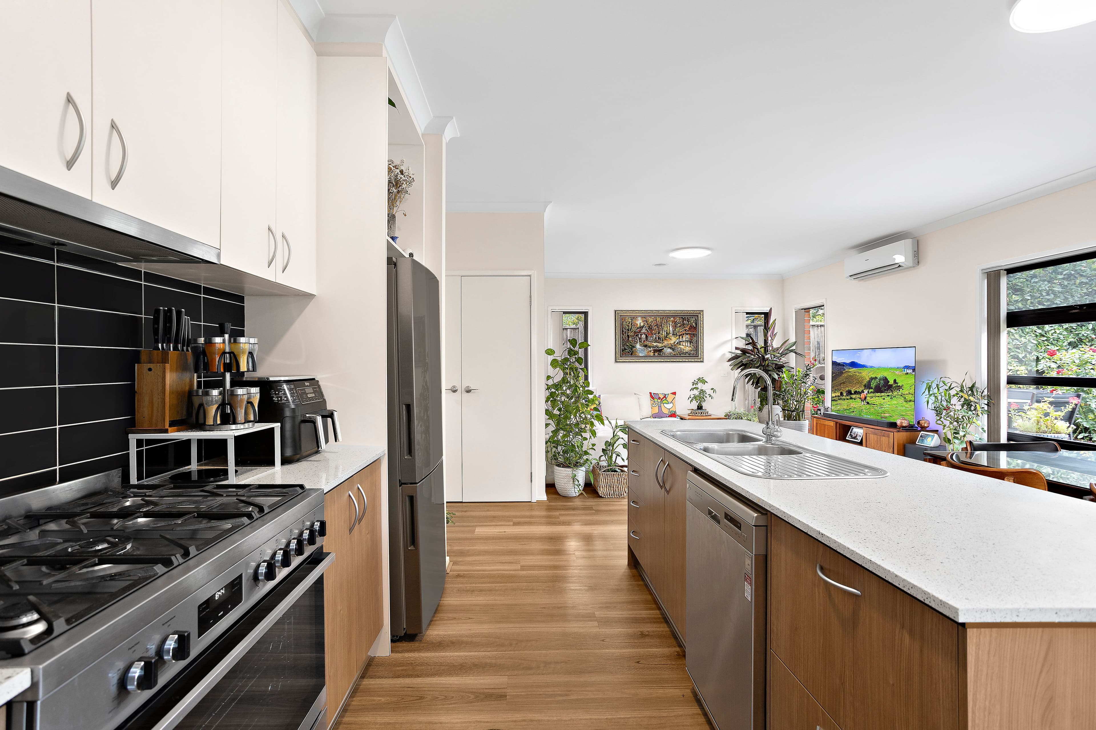 10 Hicus Drive, Doreen VIC 3754, Doreen - Thumbnail 3