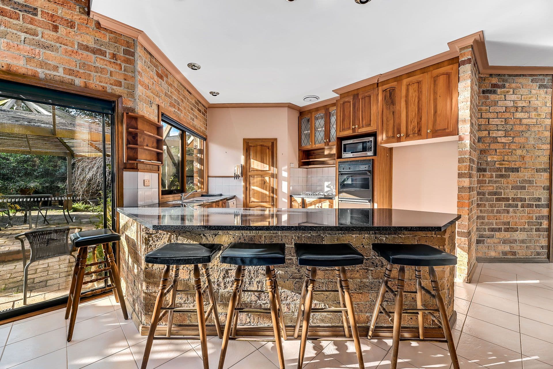 8 Michael Court, Berwick VIC 3806, Berwick - Thumbnail 5