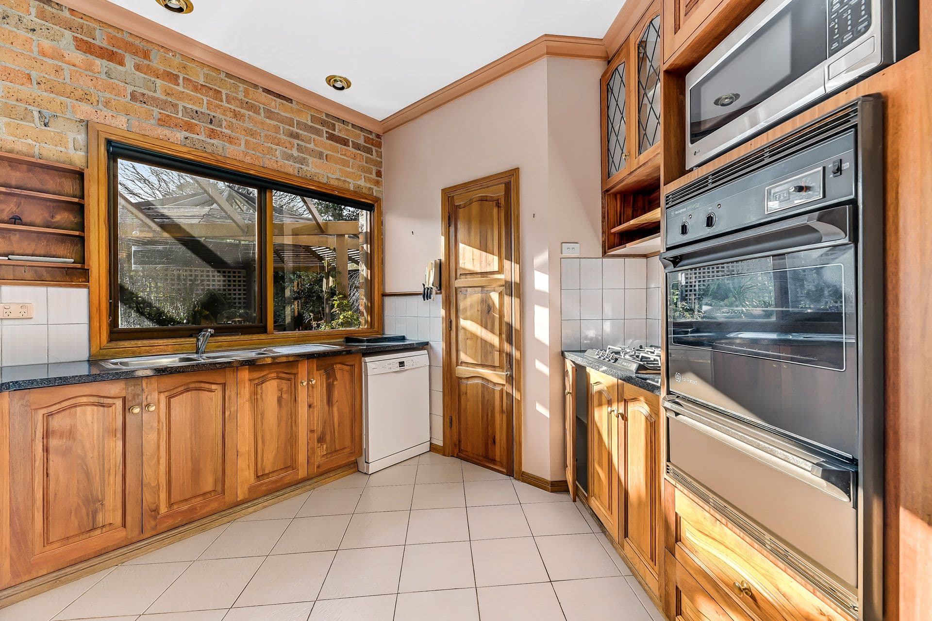 8 Michael Court, Berwick VIC 3806, Berwick - Thumbnail 6