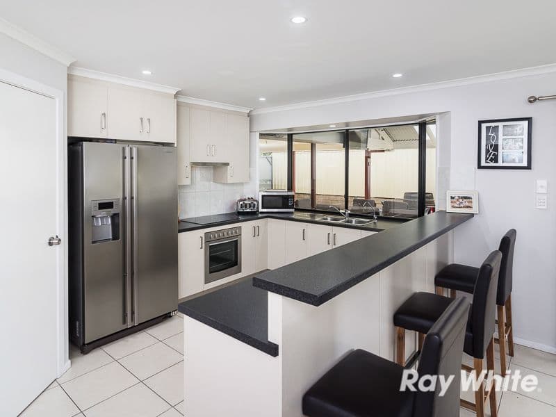 11 Bateman Street, Strathalbyn SA 5255, Strathalbyn - Thumbnail 3