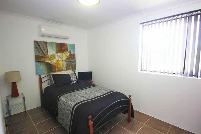 77 Parliament Road, Macquarie Fields NSW 2564, Macquarie Fields - Thumbnail 5