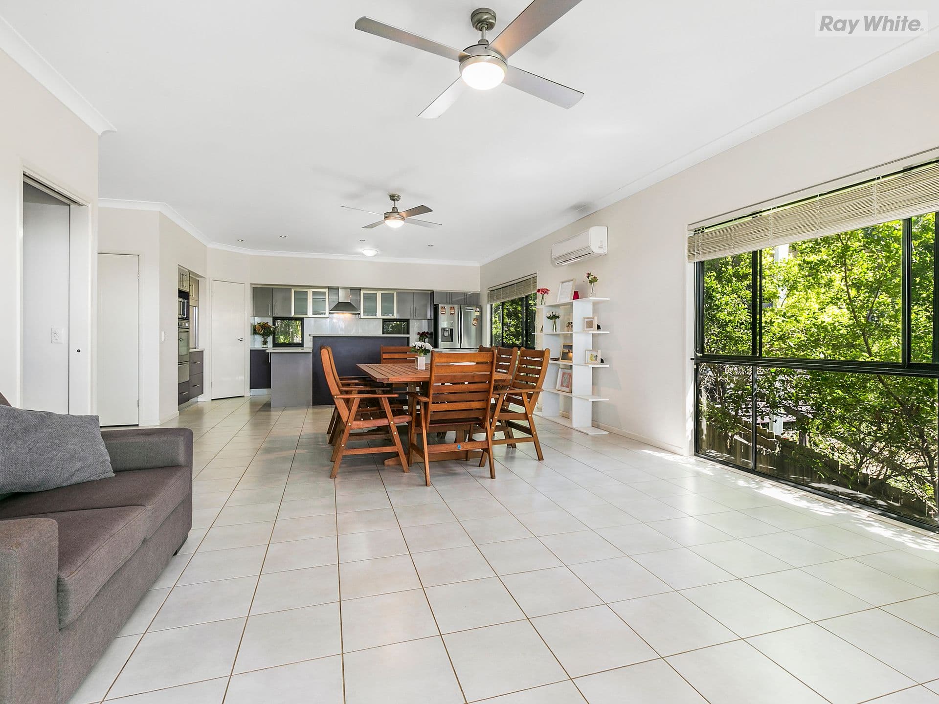10 Henry Samuel Drive, Redbank Plains QLD 4301, Redbank Plains - Thumbnail 4
