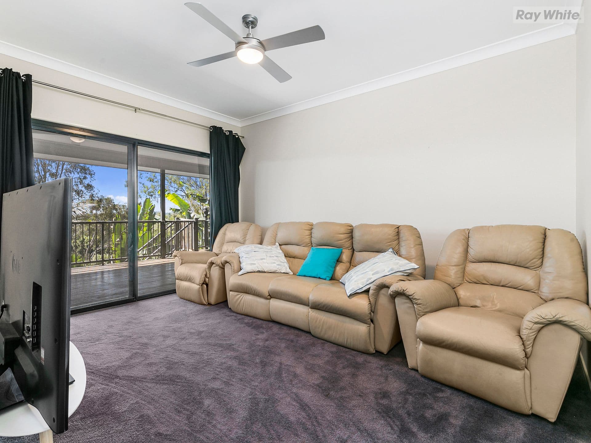 10 Henry Samuel Drive, Redbank Plains QLD 4301, Redbank Plains - Thumbnail 7
