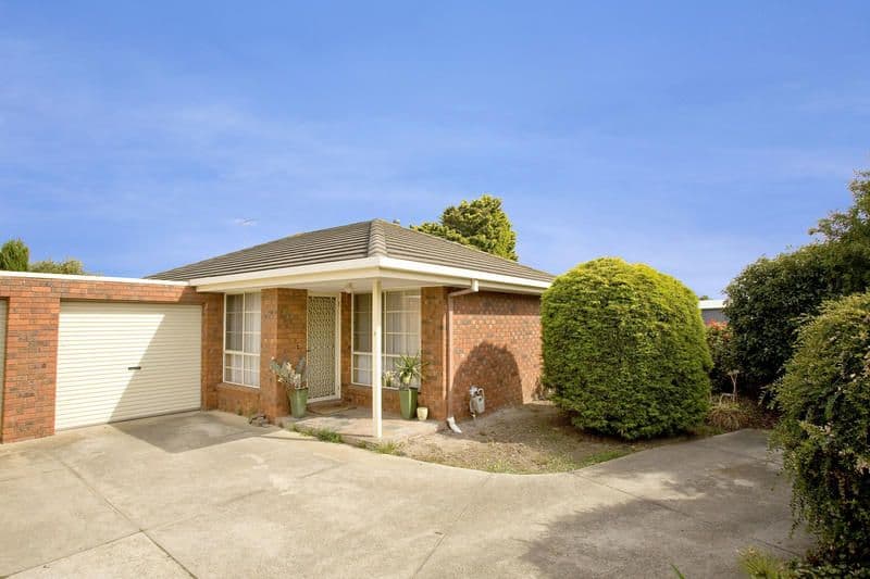 21 Glastonbury Drive, HIGHTON VIC 3216, Highton - Image 1