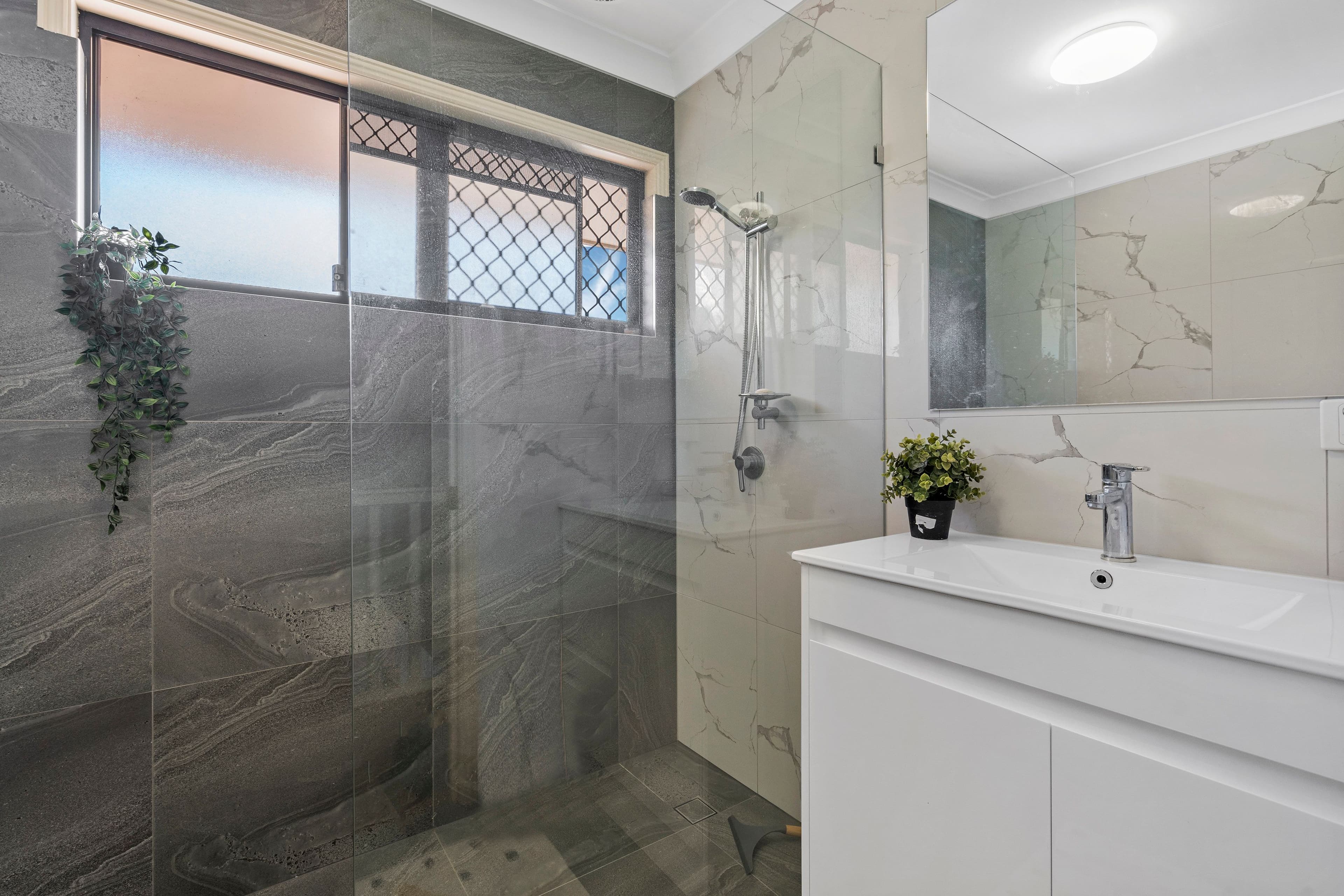 8 Deason Street, Sunnybank QLD 4109, Sunnybank - Thumbnail 8