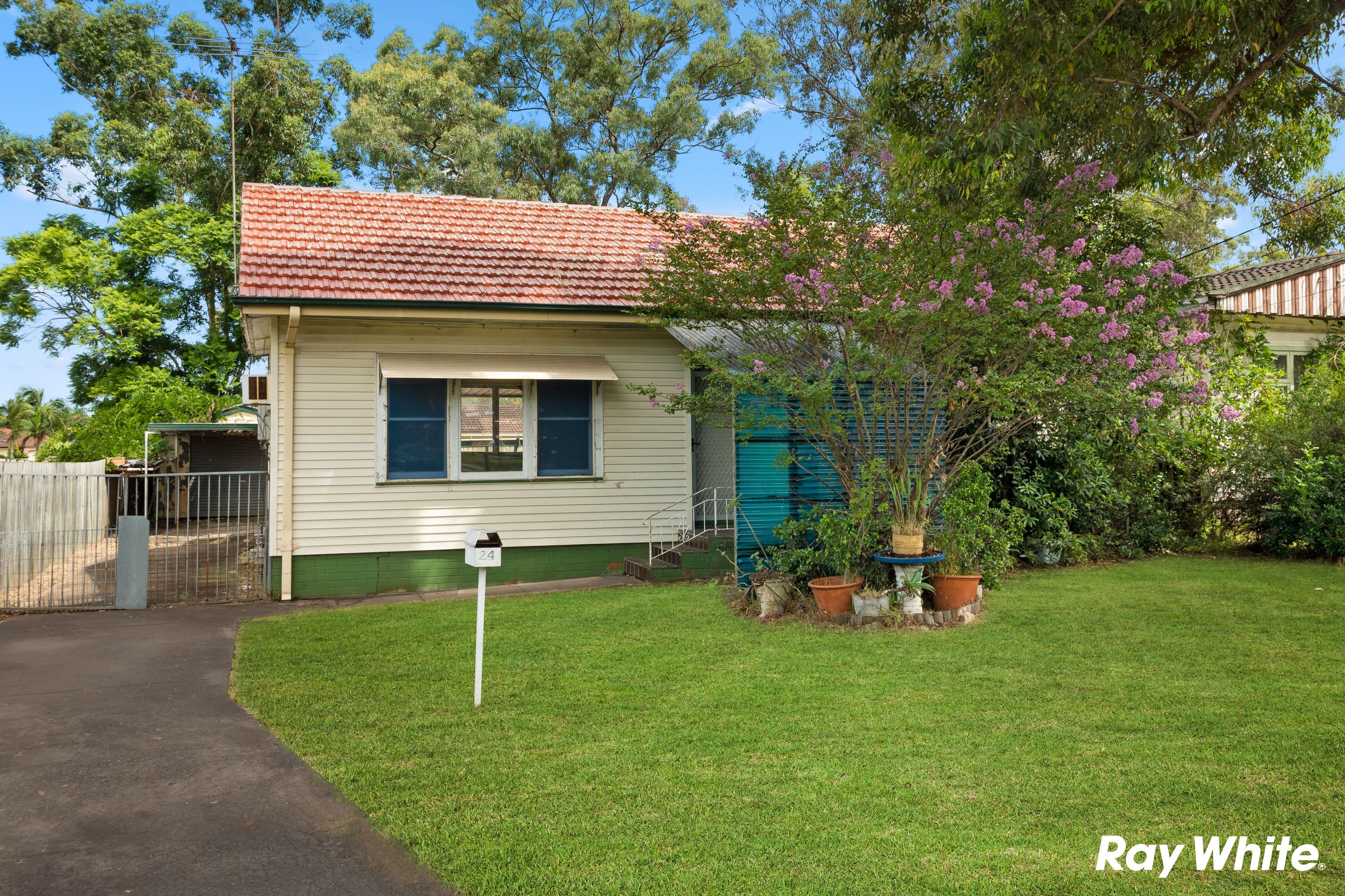 24 Girra Road, Blacktown NSW 2148, Blacktown - Image 1