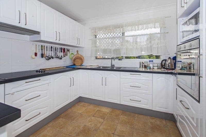 10 Alma Street, Gailes QLD 4300, Gailes - Thumbnail 2
