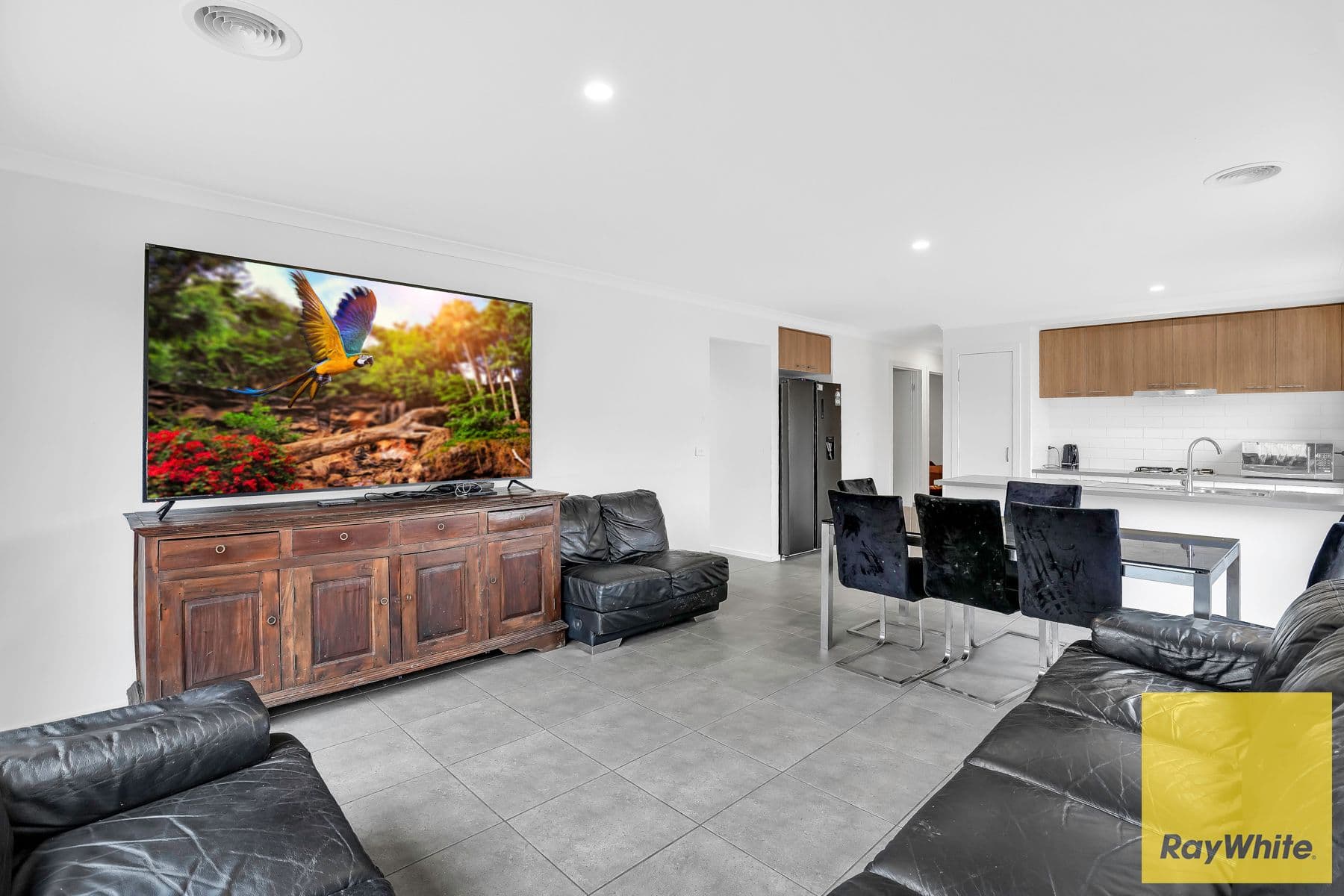 71 Fuchsia Drive, Rockbank VIC 3335, Rockbank - Thumbnail 8