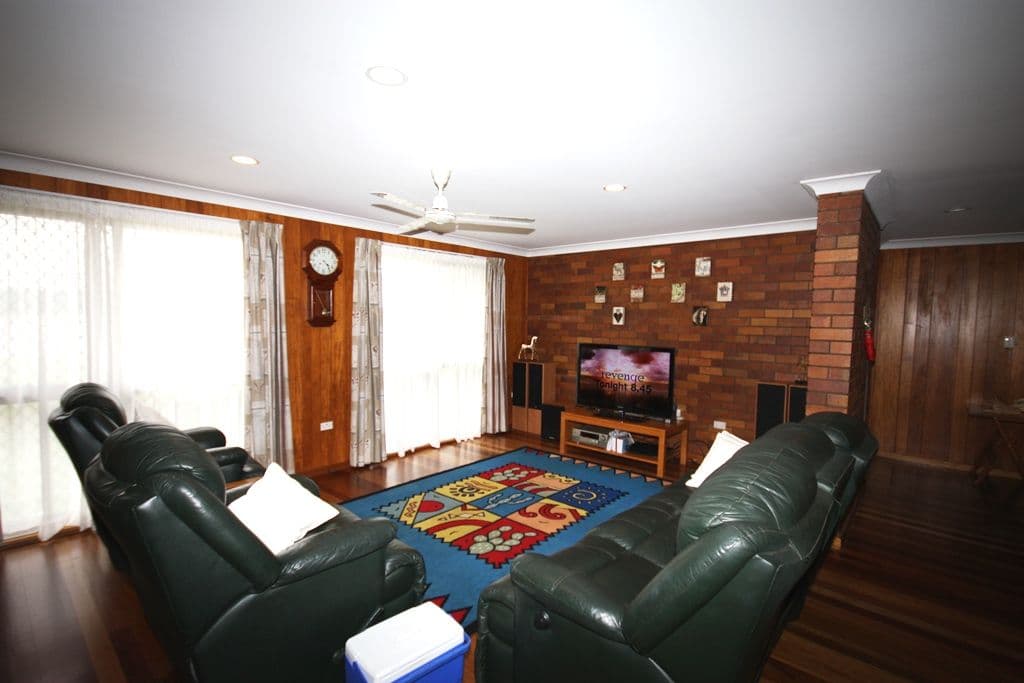 12 Lake Callide Drive, BILOELA QLD 4715, Biloela - Thumbnail 6