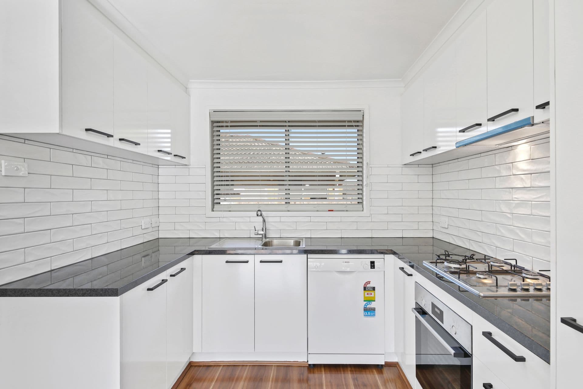 52-54 King George Parade, Dandenong VIC 3175, Dandenong - Thumbnail 3