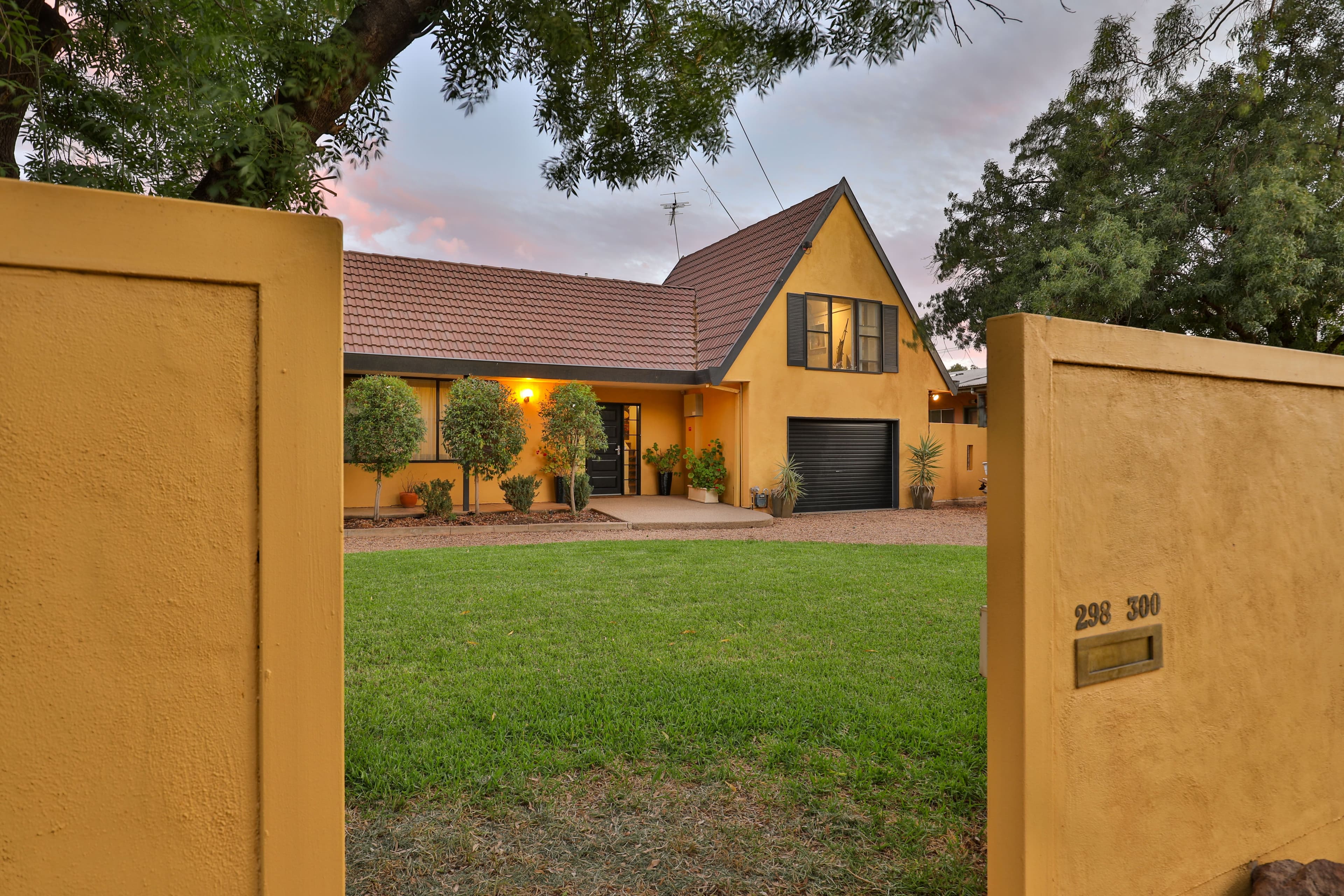 298-300 Walnut Avenue, Mildura VIC 3500, Mildura - Thumbnail 2
