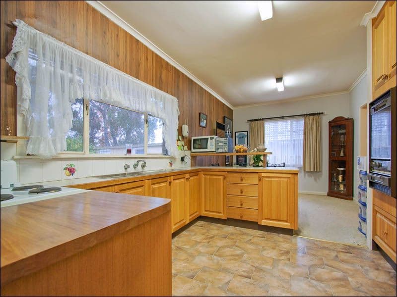 16 Fraser Street, GLEN WAVERLEY VIC 3150, Glen Waverley - Thumbnail 2