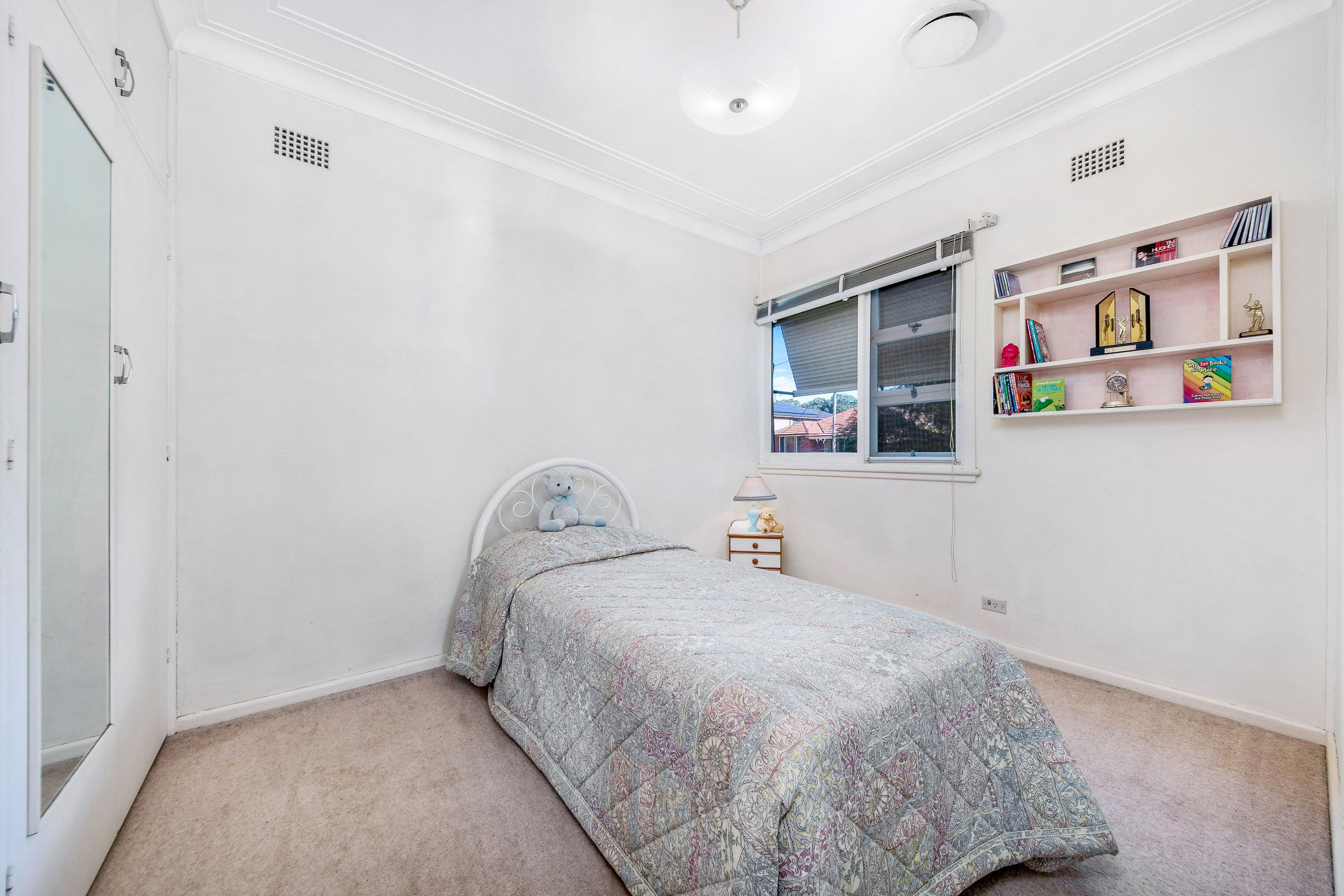 43 McCrossin Avenue, Birrong NSW 2143, Birrong - Thumbnail 6