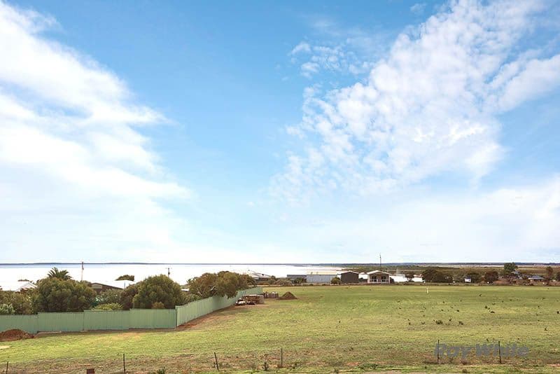 11 Bowsprit Way, Port Victoria SA 5573, Port Victoria - Thumbnail 3