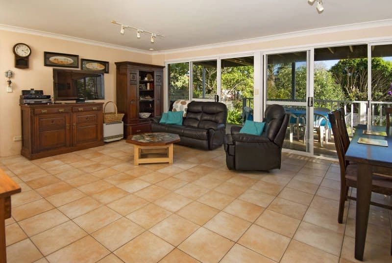 9 Austin Avenue, NORTH CURL CURL NSW 2099, North Curl Curl - Thumbnail 4