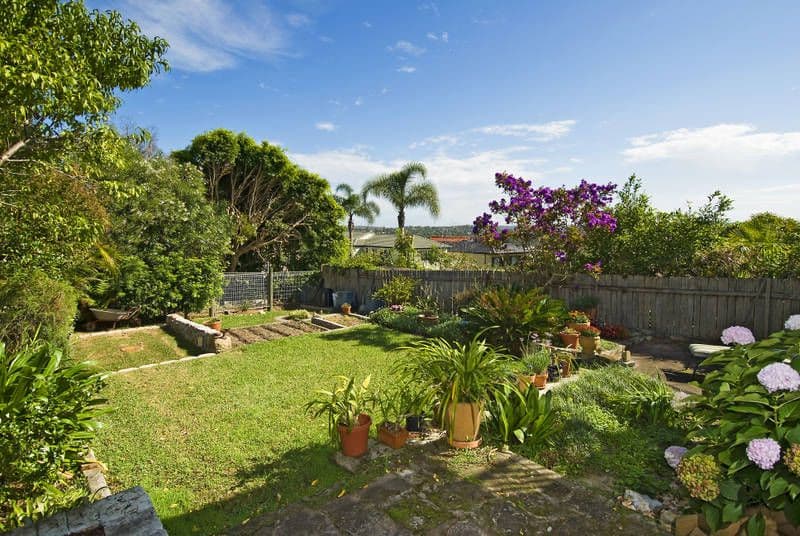 9 Austin Avenue, NORTH CURL CURL NSW 2099, North Curl Curl - Thumbnail 5