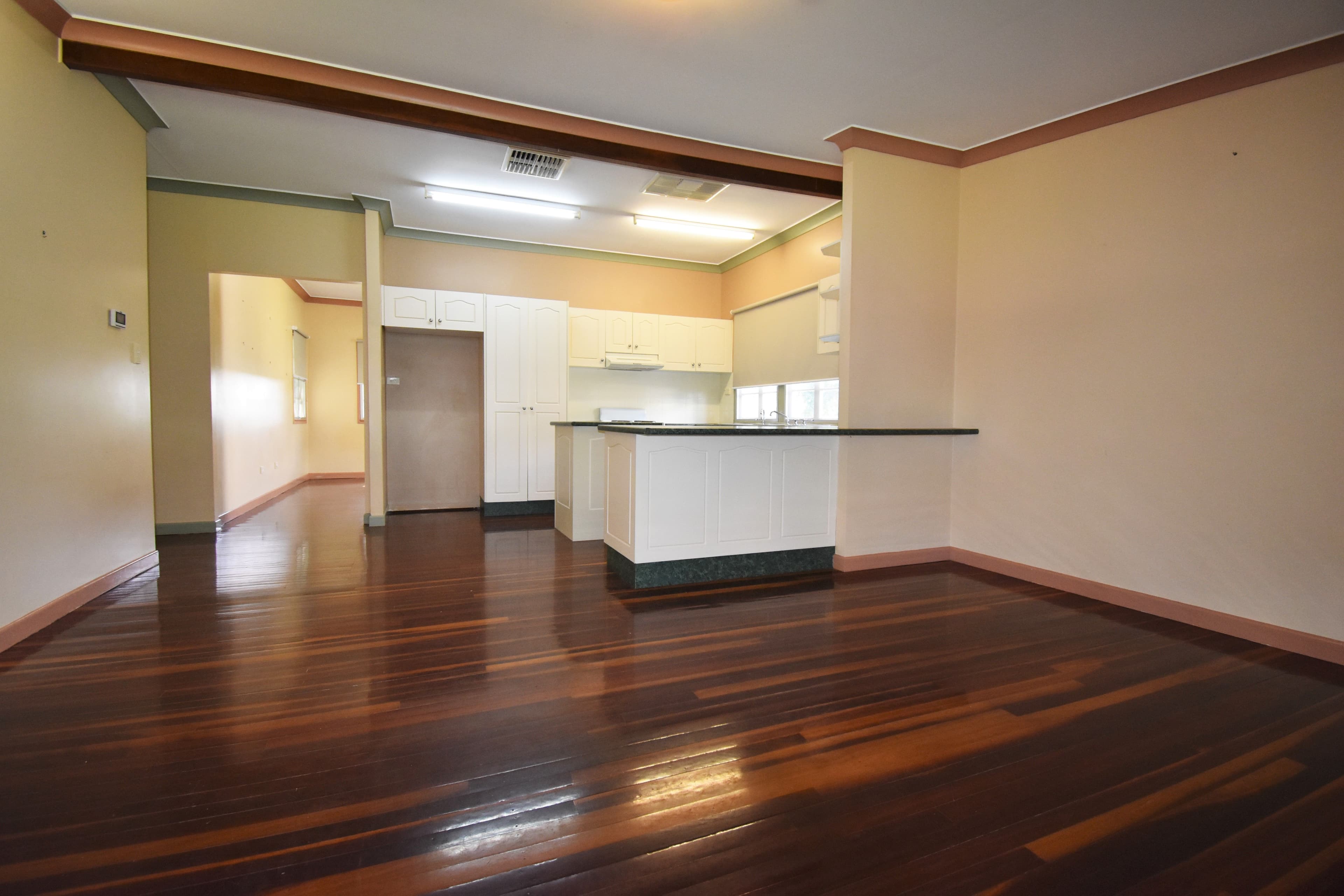 7 Heron Street, Longreach QLD 4730, Longreach - Thumbnail 2