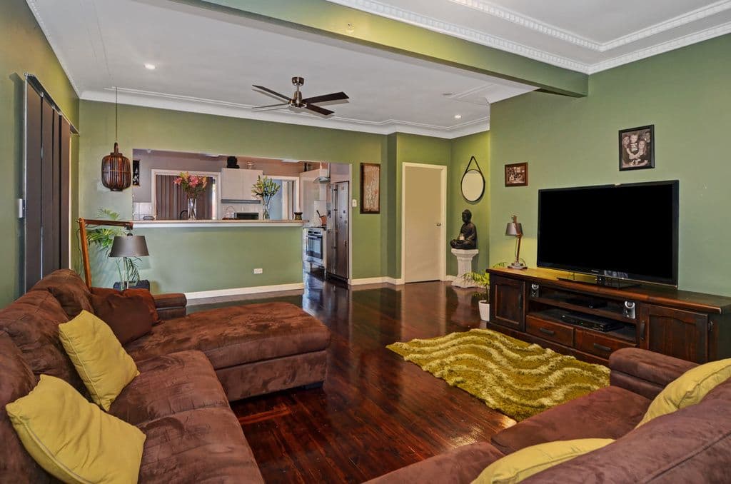 55 Addison Avenue, Lake Illawarra - Thumbnail 2