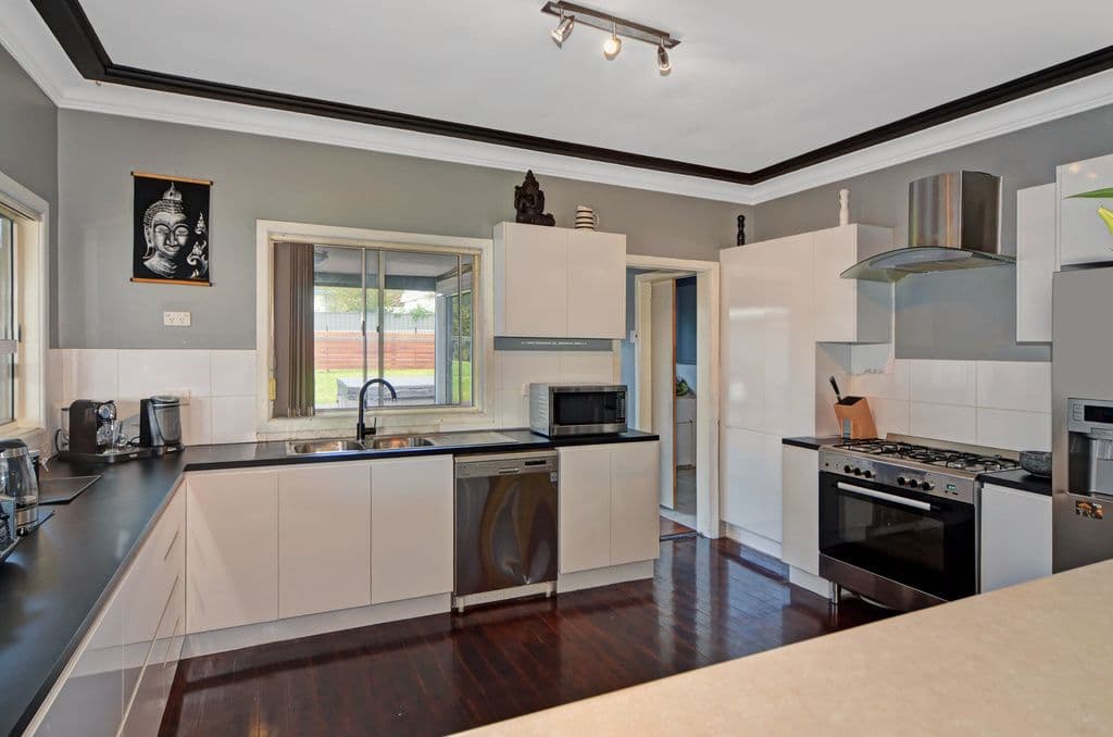 55 Addison Avenue, Lake Illawarra - Thumbnail 3