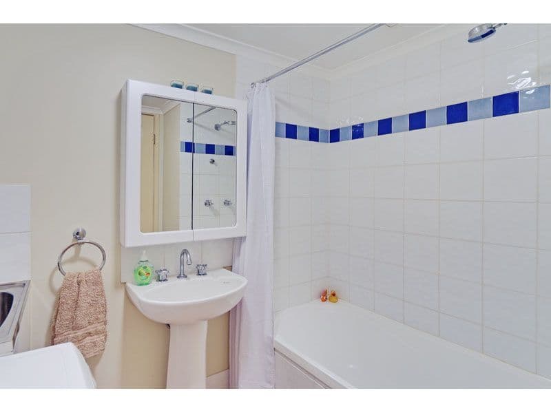 249 Shafston Avenue, KANGAROO POINT QLD 4169, Kangaroo Point - Thumbnail 4