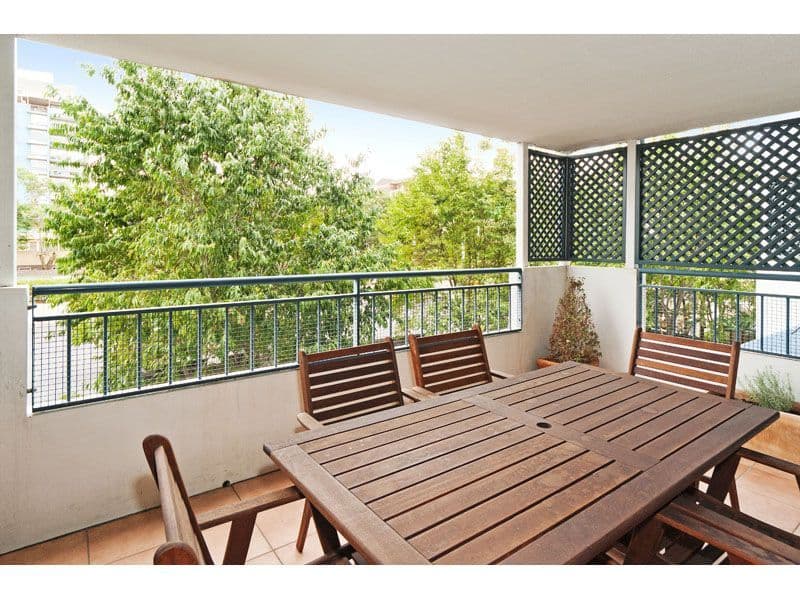 249 Shafston Avenue, KANGAROO POINT QLD 4169, Kangaroo Point - Thumbnail 7