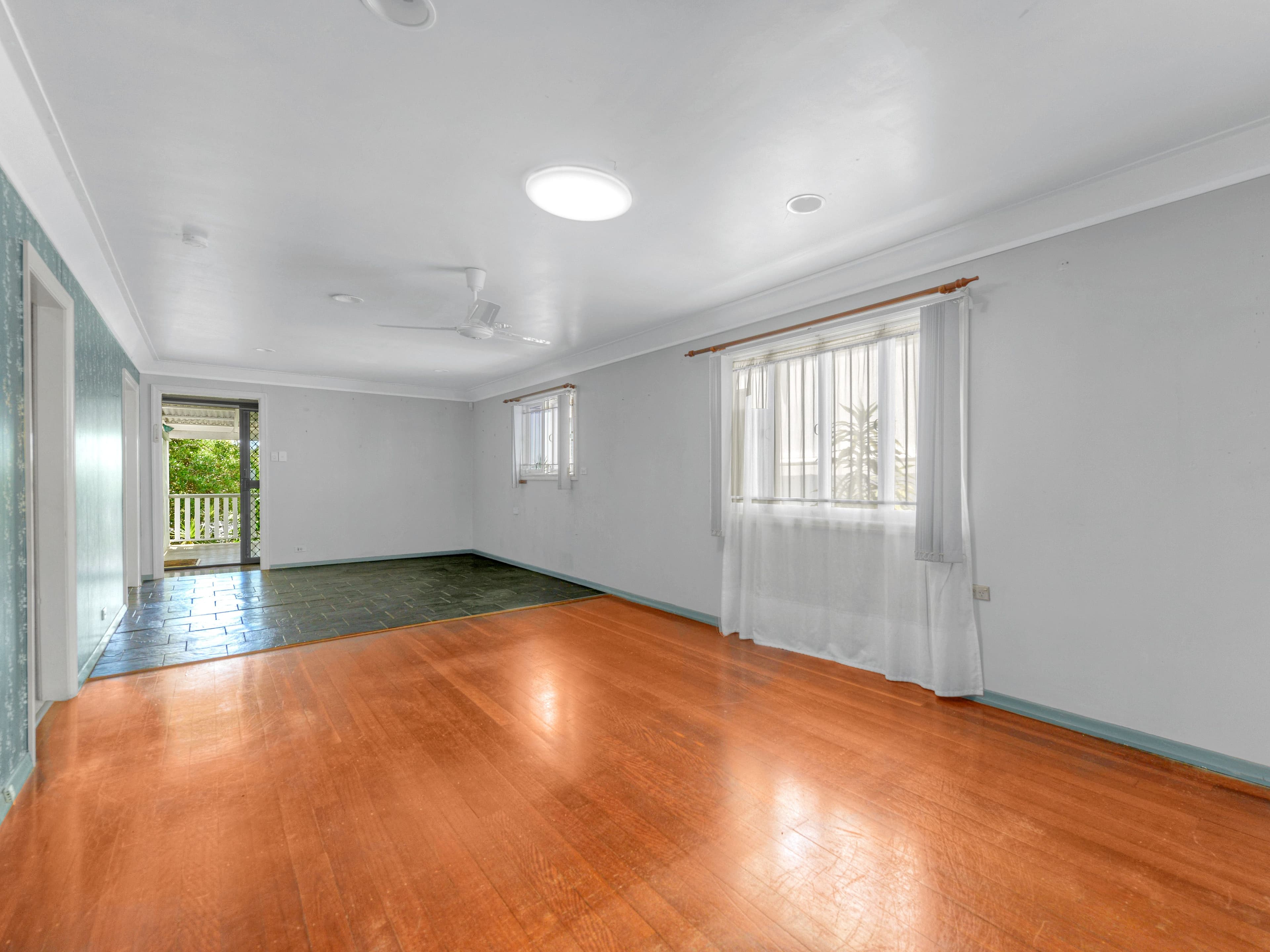 69 Miles Street, Hawthorne QLD 4171, Hawthorne - Thumbnail 2