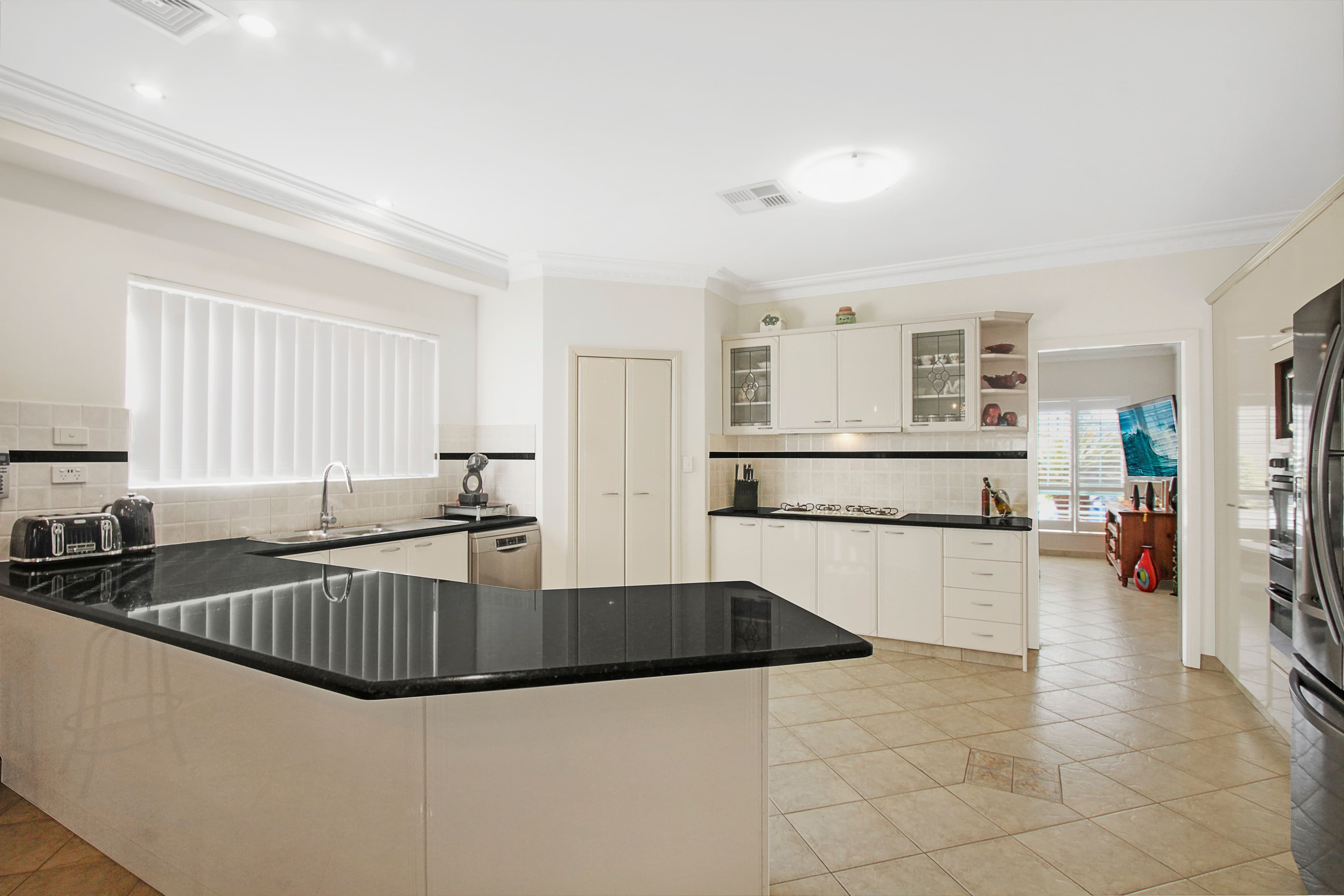 64 McCarthy Street, Fairfield West NSW 2165, Fairfield West - Thumbnail 4