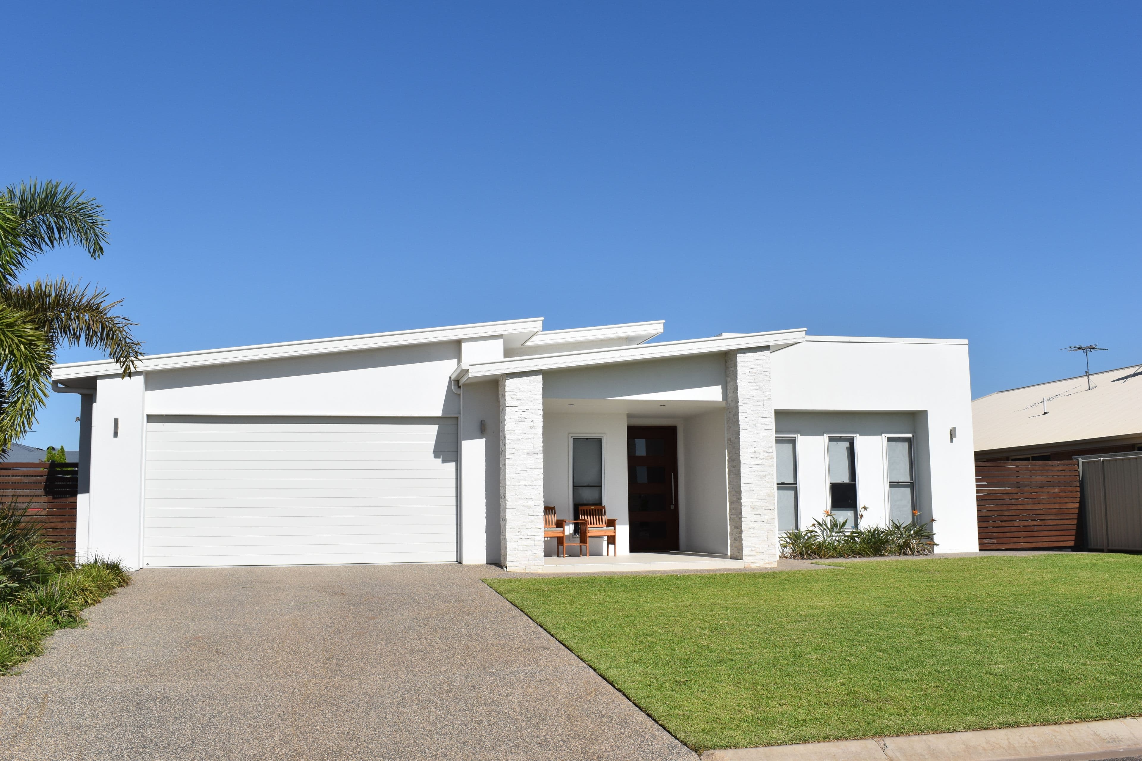 8 Sandown Street, Emerald QLD 4720, Emerald - Image 1