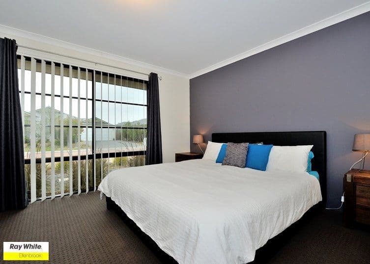 8 Starke Turn, Ellenbrook WA 6069, Ellenbrook - Thumbnail 2
