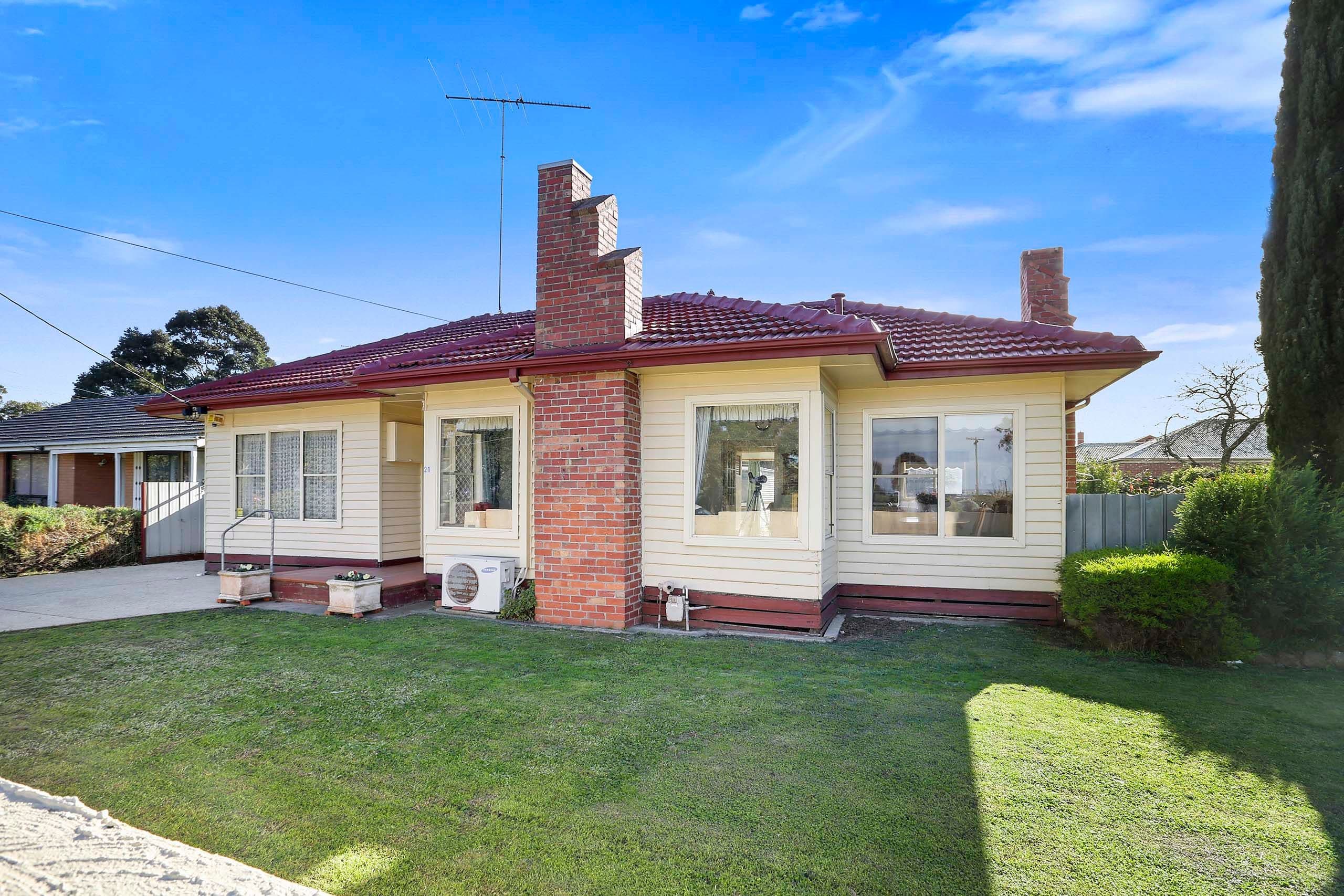 21 The Esplanade, North Shore VIC 3214, North Shore - Thumbnail 2