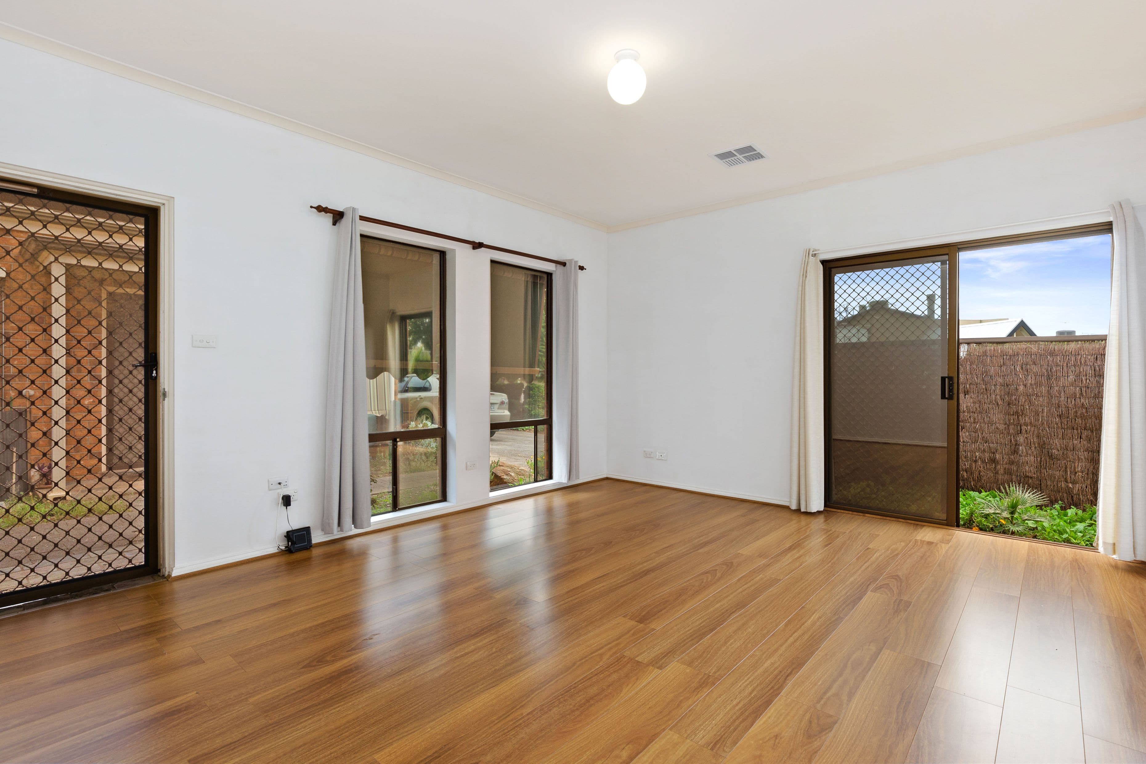 1 Mills Street, South Brighton SA 5048, South Brighton - Thumbnail 2