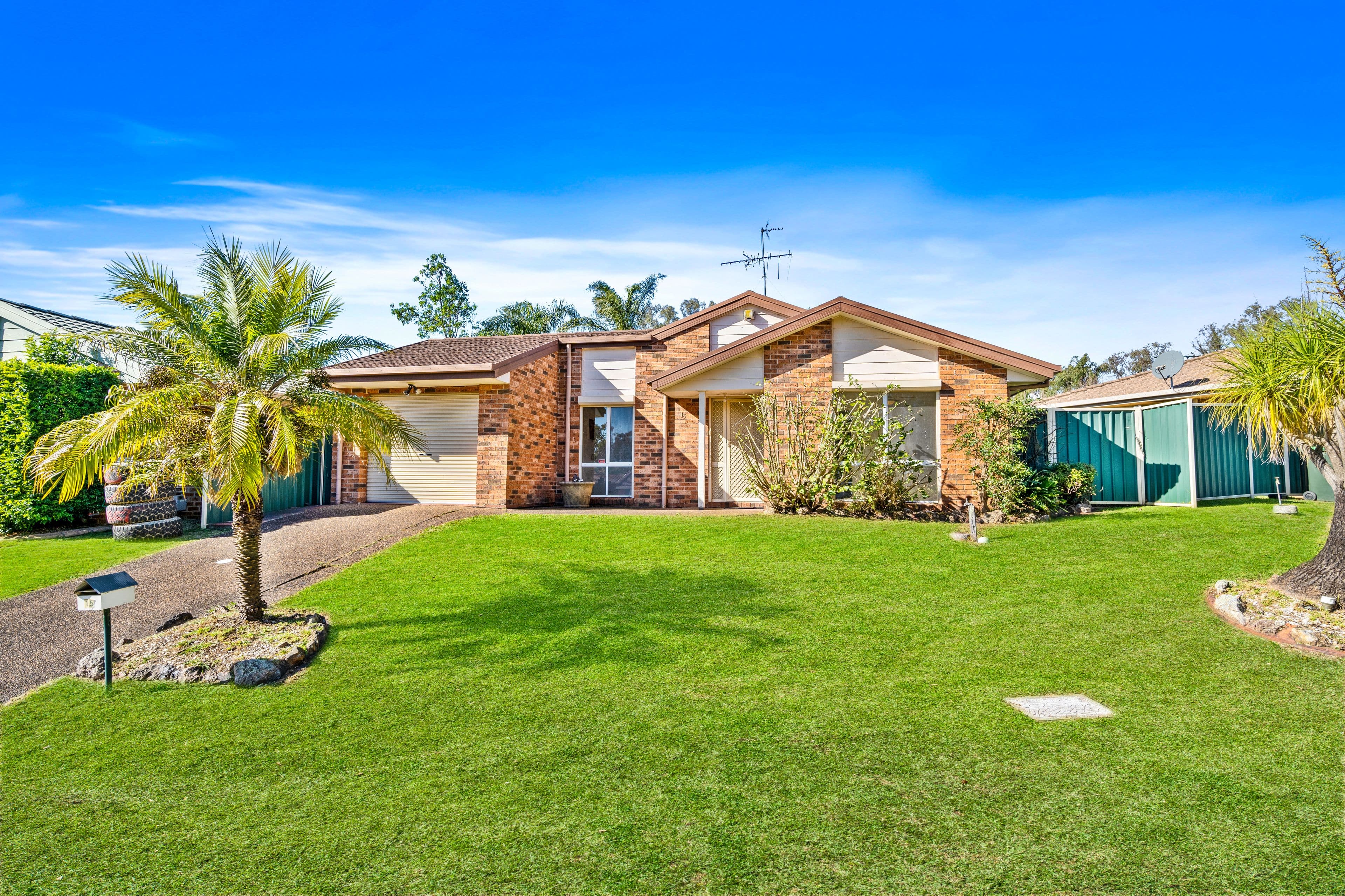 15 Mackillop Crescent, St Helens Park NSW 2560, St Helens Park - Image 1