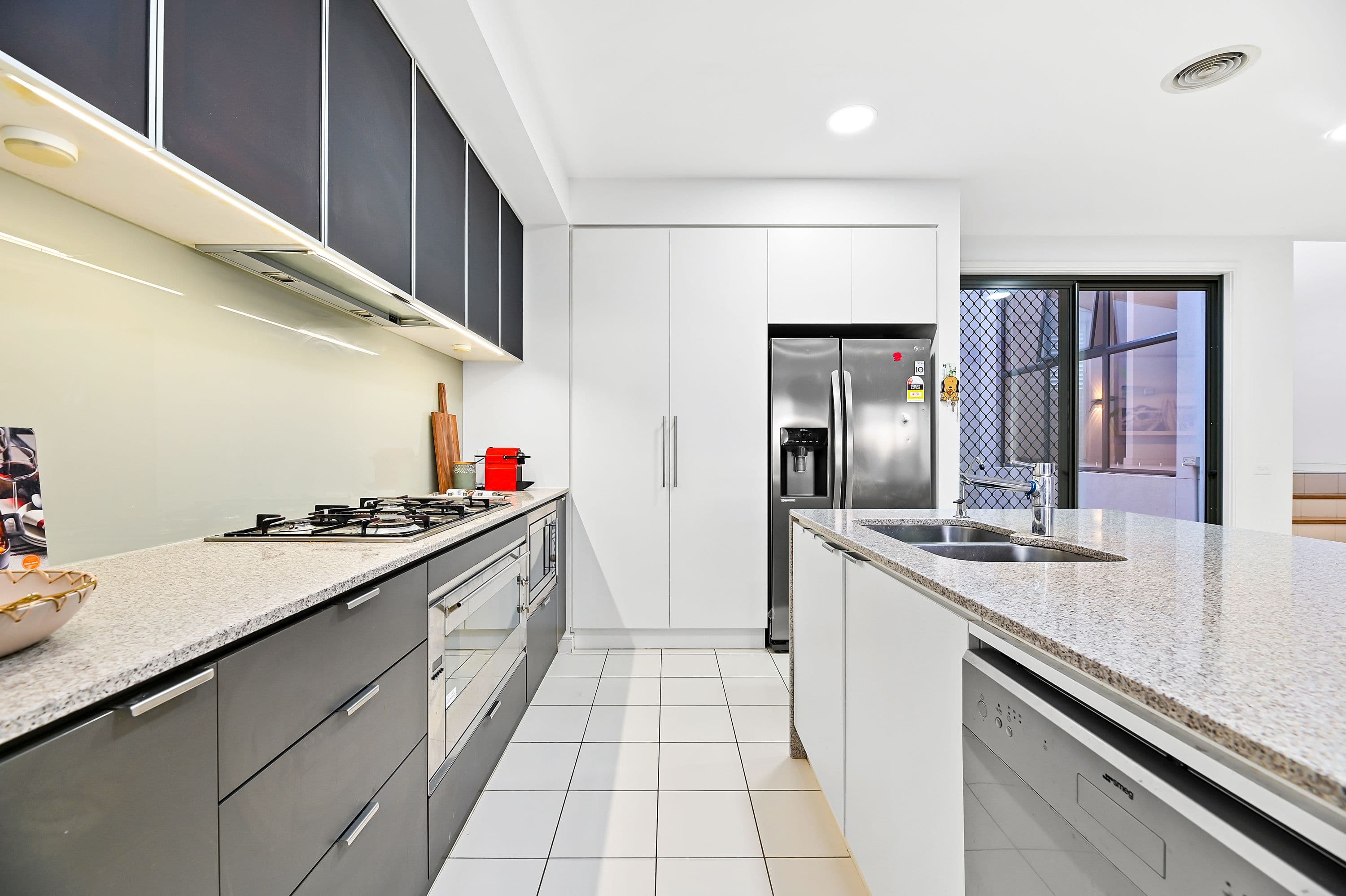 66 Waverley Park Drive, Mulgrave VIC 3170, Mulgrave - Thumbnail 4