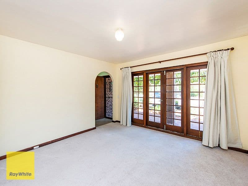  8 Shelley Road, Kalamunda WA 6076, Kalamunda - Thumbnail 7