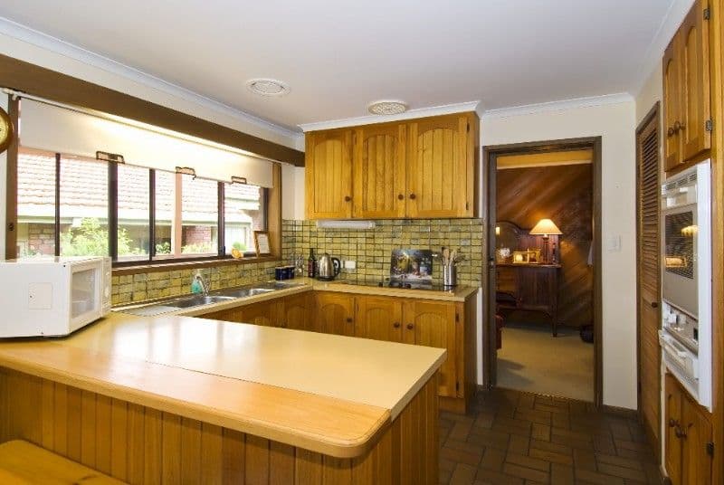 5 Miowera Green, GREENSBOROUGH VIC 3088, Greensborough - Thumbnail 5