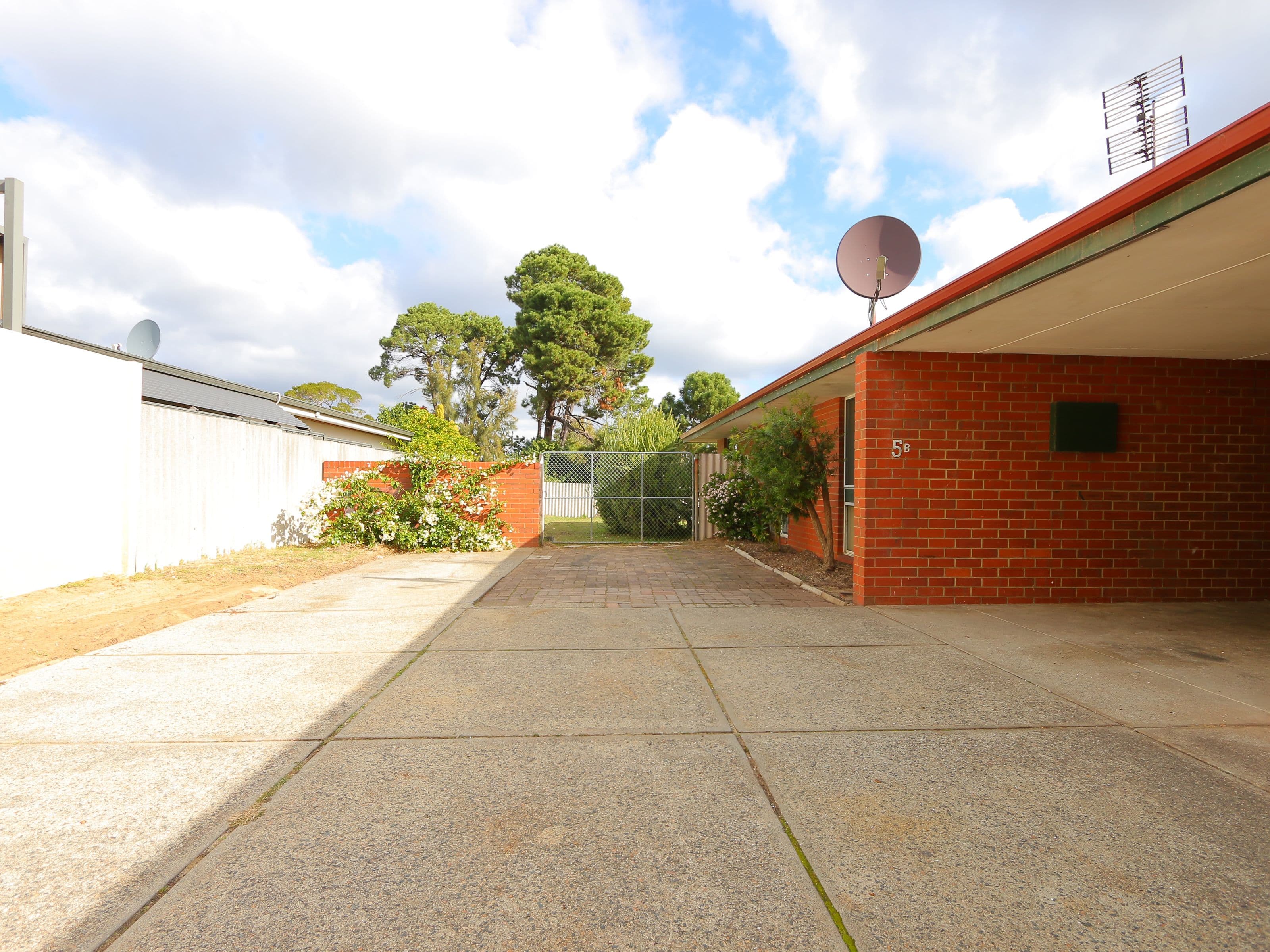 5 Luyer Avenue, East Cannington WA 6107, East Cannington - Thumbnail 4