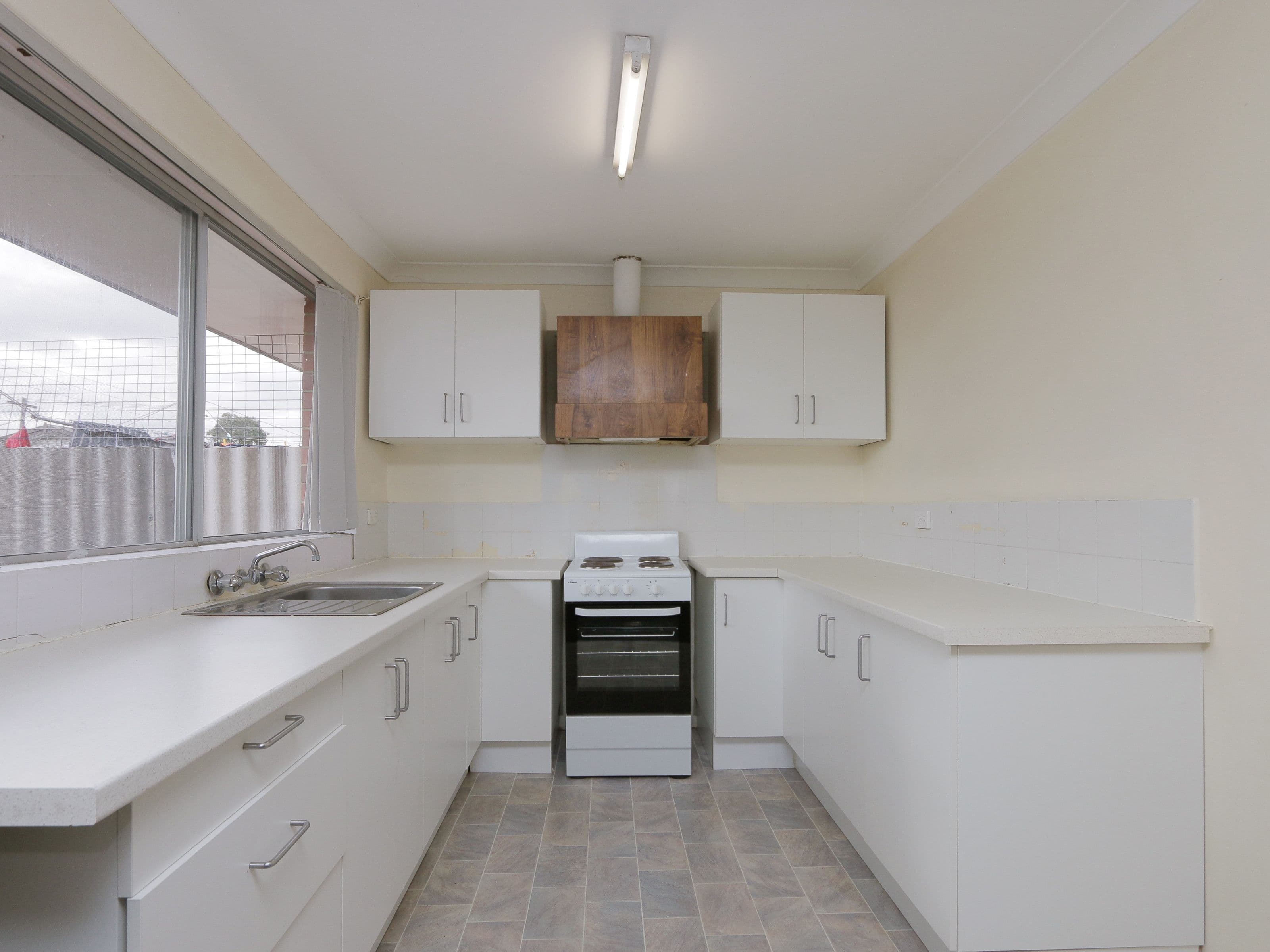 5 Luyer Avenue, East Cannington WA 6107, East Cannington - Thumbnail 5