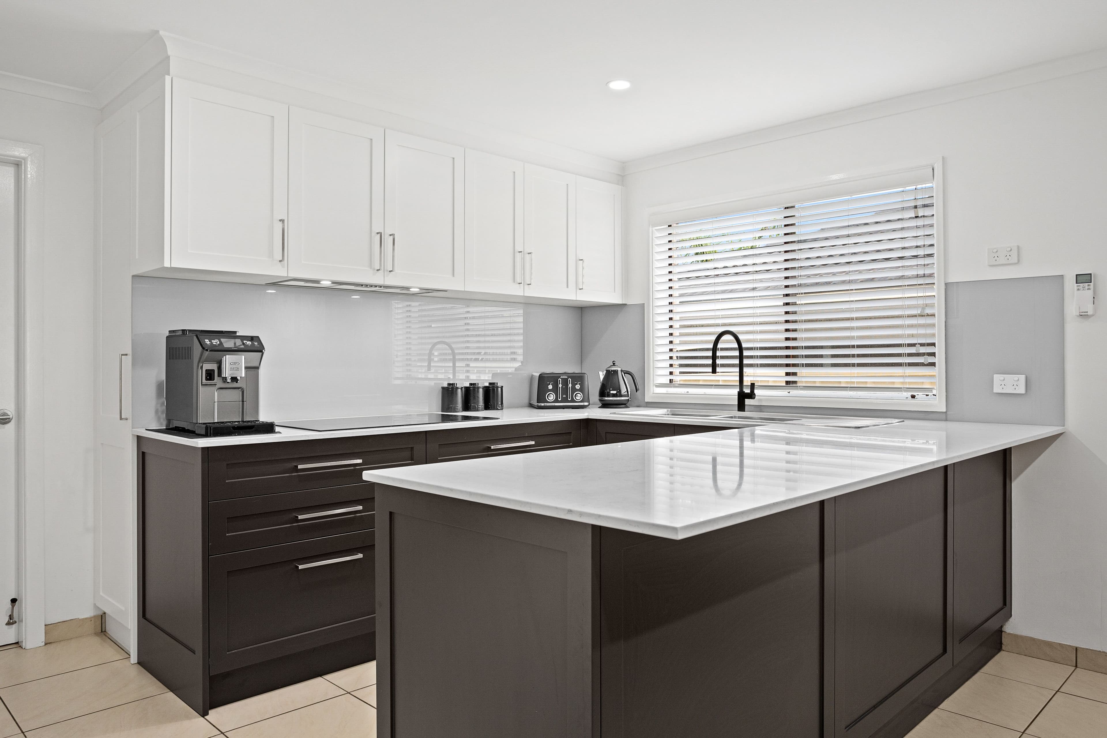 32 Loftus Drive, Barrack Heights NSW 2528, Barrack Heights - Thumbnail 2