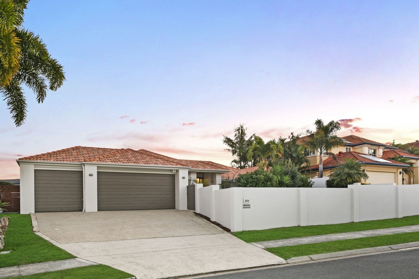 6 Eastbourne Chase, Arundel QLD 4214, Arundel - Image 1
