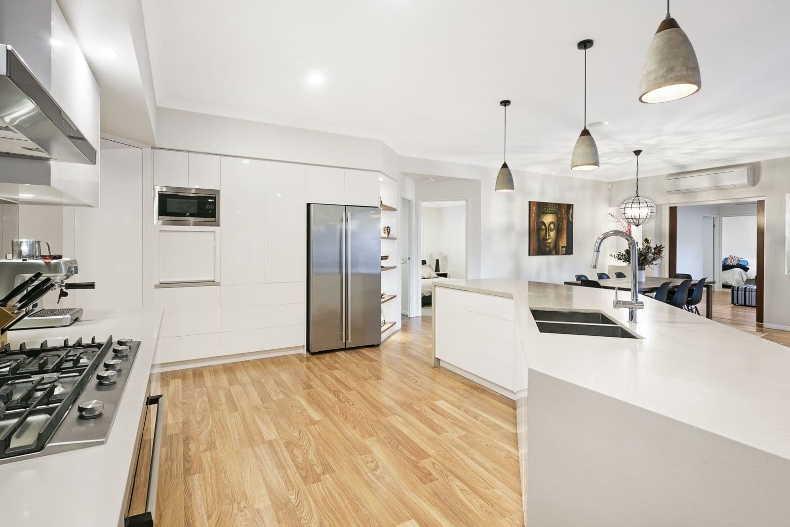 6 Eastbourne Chase, Arundel QLD 4214, Arundel - Thumbnail 8