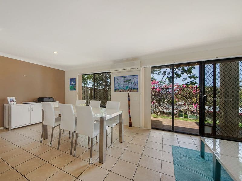 267 Ashmore Road, BENOWA QLD 4217, Benowa - Thumbnail 4