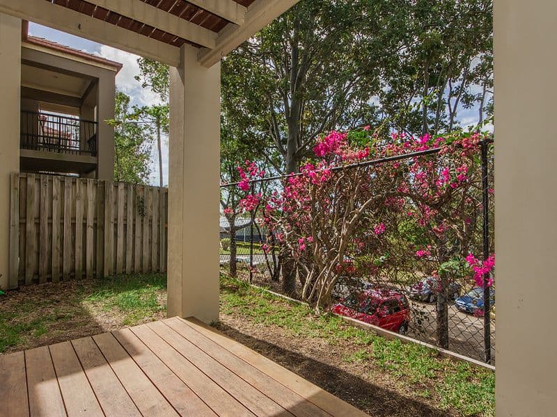267 Ashmore Road, BENOWA QLD 4217, Benowa - Thumbnail 7
