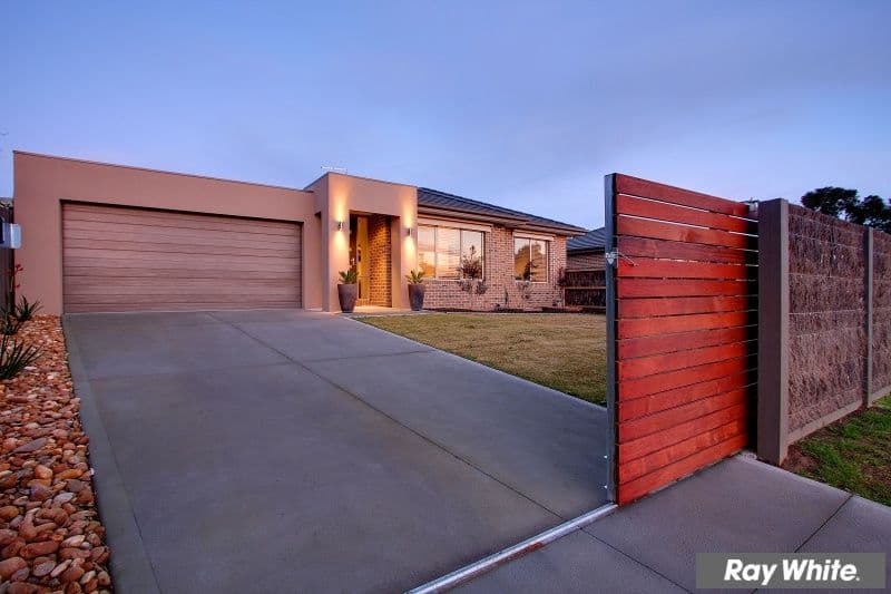 30 Maxwell Street, MORNINGTON VIC 3931, Mornington - Image 1