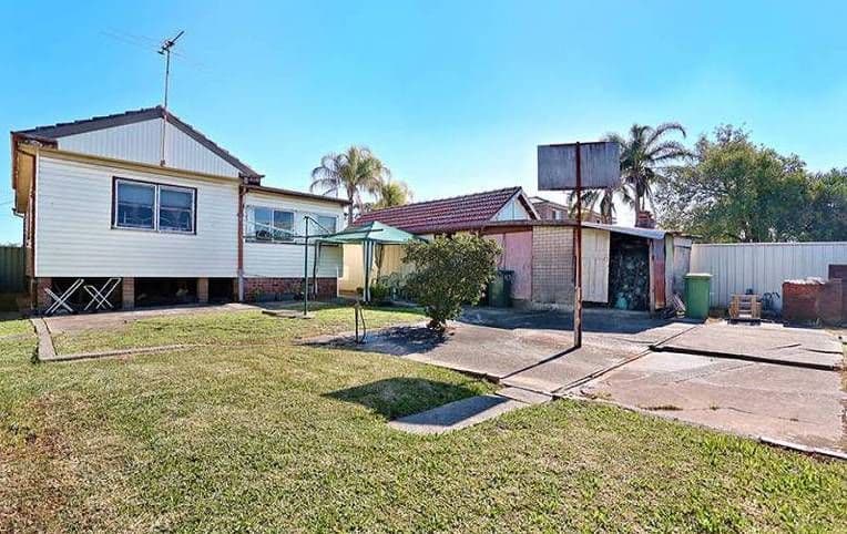 100 Hampden Road, South Wentworthville - Image 1