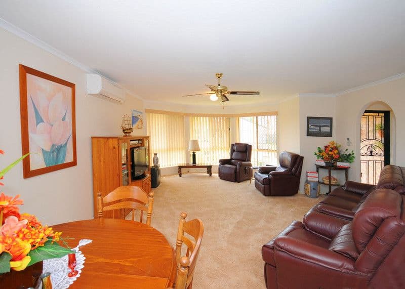 3 Foreshore Drive, Urangan QLD 4655, Urangan - Thumbnail 5
