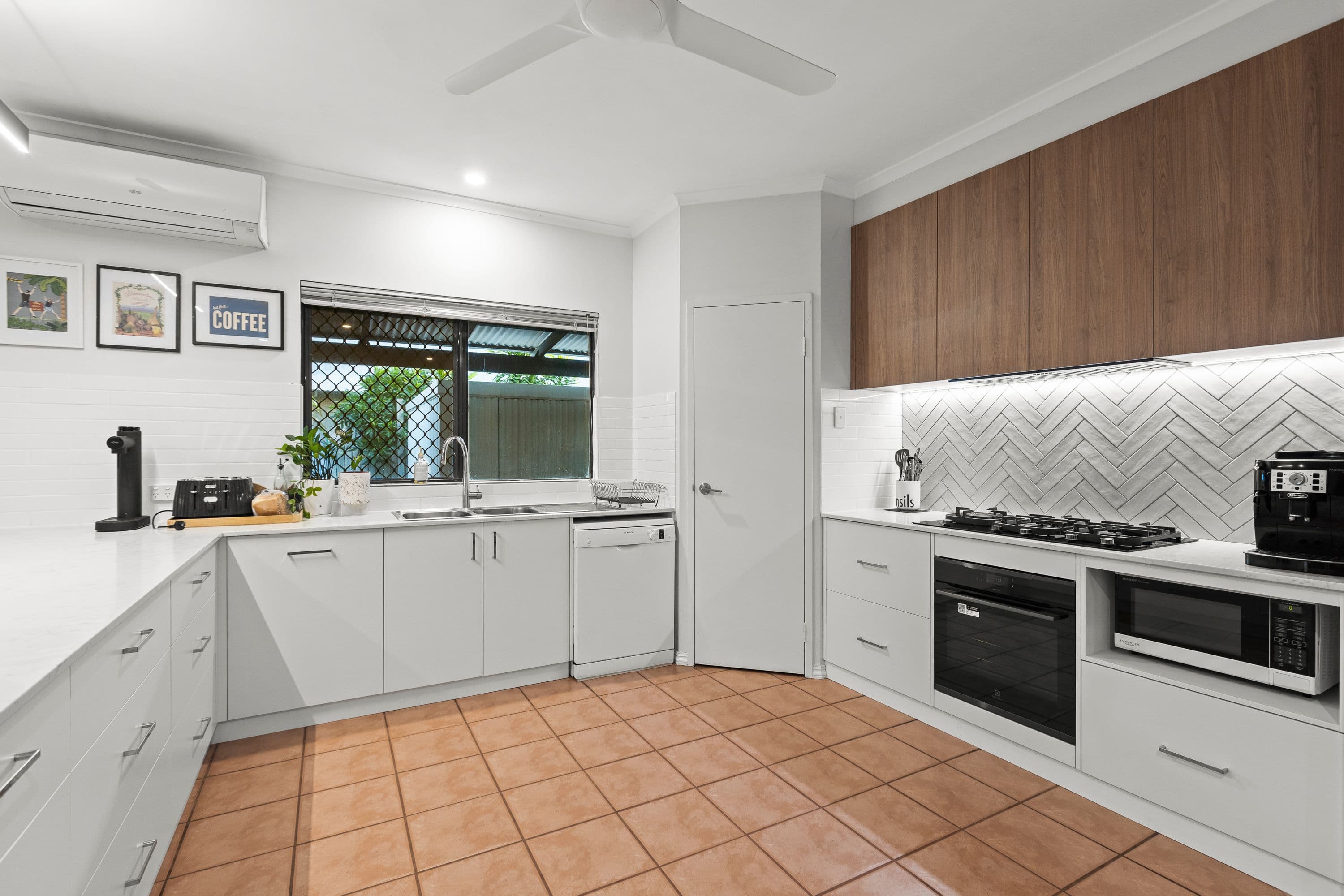 7 Gibson Retreat, Cable Beach WA 6726, Cable Beach - Thumbnail 5