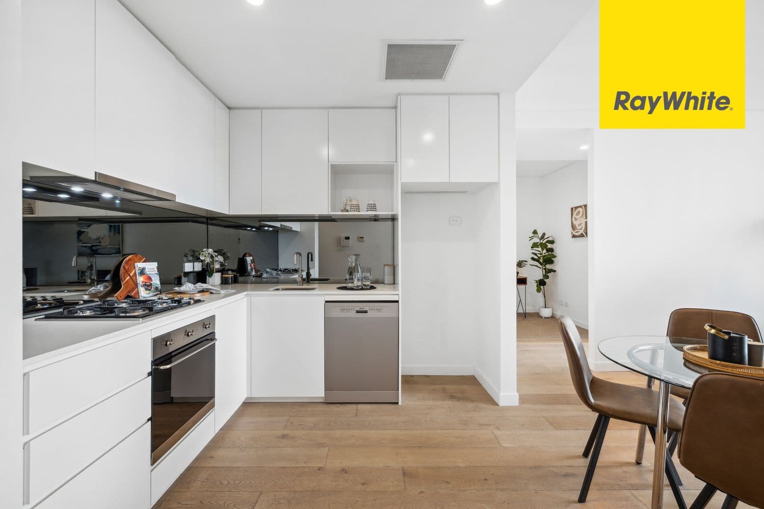 26 Cambridge Street, Epping NSW 2121, Epping - Thumbnail 4